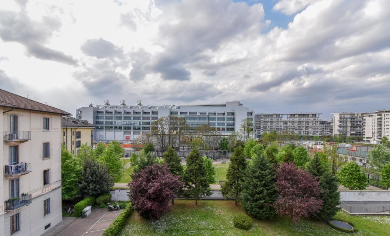 Maison Sion Milan Bagian luar foto