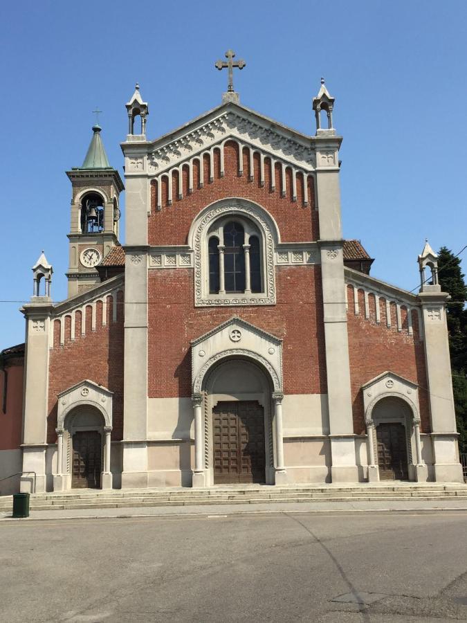 Maison Sion Milan Bagian luar foto